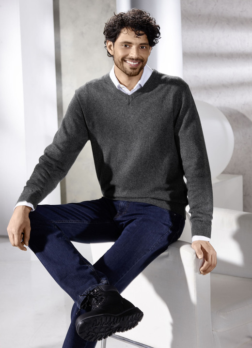 Uni - Unifarbener V-Pullover in 4 Farben, in Größe L(52/54) bis XL(56/58), in Farbe DUNKELBLAU MELIERT Ansicht 3