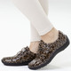Slipper & Schnürschuhe - Waldläufer, bequeme Damen-Slipper, Weite H, mit herausnehmbarem Fußbett – Farbe BRAUN-SCHWARZ – Ansicht 4 Slipper & Schnürschuhe - Waldläufer, bequeme Damen-Slipper, Weite H, mit herausnehmbarem Fußbett, in Größe 3 1/2 bis 8, in Farbe DUNKELBLAU – Farbe BRAUN-SCHWARZ – Ansicht 4