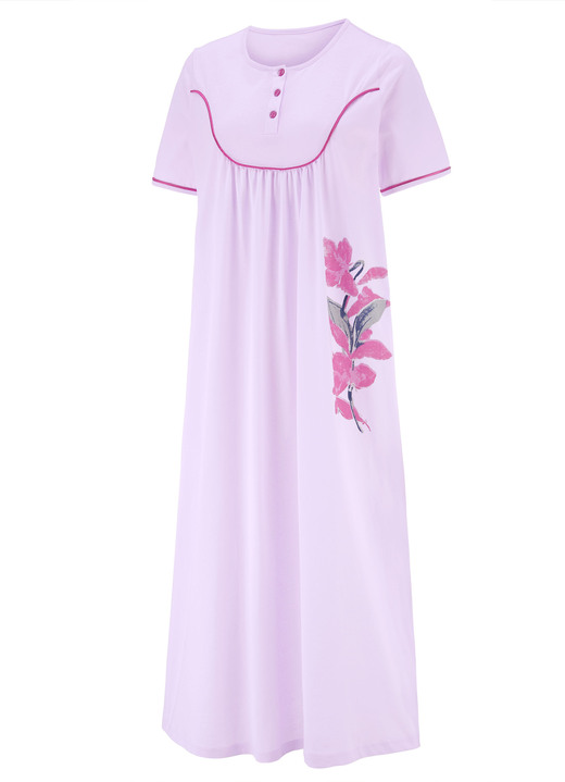 Kurzarm - Wadenlanges Nachthemd mit Knopfleiste und kurzen Ärmeln , in Größe 038 bis 060, in Farbe FLIEDER Ansicht 2