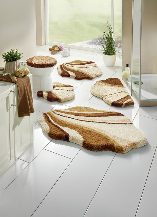 Badgarnituren - Tolle Badgarnitur in barfußweicher Qualität, in Größe 100 (Vorleger halbrund, 50/ 80 cm) bis 112 (WC-Deckelbezug, 47/ 50 cm), in Farbe BLAU Ansicht 13