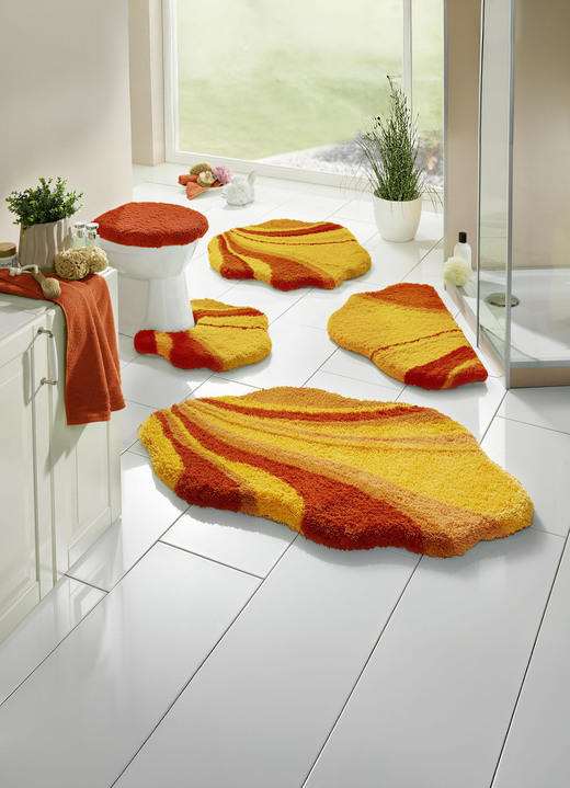 Badgarnituren - Tolle Badgarnitur in barfußweicher Qualität, in Größe 100 (Vorleger halbrund, 50/ 80 cm) bis 112 (WC-Deckelbezug, 47/ 50 cm), in Farbe BLAU Ansicht 19