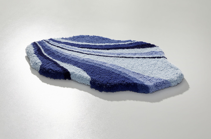 Badgarnituren - Tolle Badgarnitur in barfußweicher Qualität, in Größe 100 (Vorleger halbrund, 50/ 80 cm) bis 112 (WC-Deckelbezug, 47/ 50 cm), in Farbe BLAU Ansicht 9