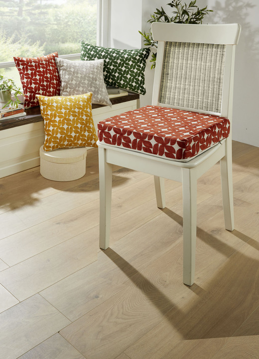 Dekokissen & Hüllen - Kissenbezug oder Sitzerhöhung, in Größe 105 (Kissenbezug, 40x40 cm) bis 112 (Sitzerhöhung, 40x40x10 cm), in Farbe ROT Ansicht 3