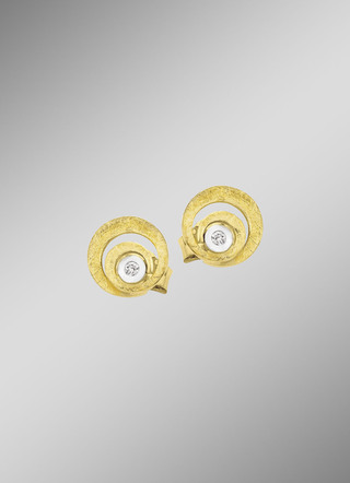 Elegante Ohrstecker mit Brillant