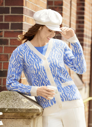 Strickjacke in aufwendigem Jacquard-Dessin