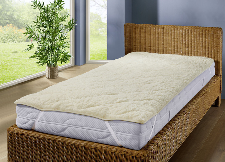 Bettwaren - Bettwarenprogramm aus reiner Schafschurwolle Ansicht 5 Bettwaren - Bettwarenprogramm aus reiner Schafschurwolle, in Größe 120 (Kissen, ca. 40/ 70 cm) bis 140 (Decke, ca. 135/200 cm), in Farbe NATUR Ansicht 5