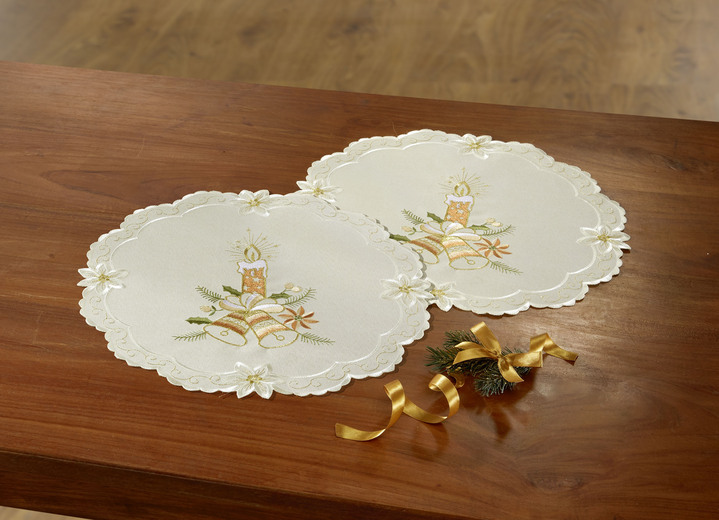 Heimtextilien - Liebevoll bestickte Tisch- und Raumdekoration, in Größe 130 (Deckchen oval, 30/ 45 cm) bis 404 (Kissenbezug, 40/ 40 cm), in Farbe MULTICOLOR Ansicht 5