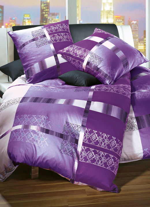 Bettwäschegarnituren - Topmodische Bettwäsche-Garnitur in pflegeleichten Qualitäten, in Größe 112 (80/80 cm + 135/200 cm) bis 412 (2x 80/80 + 2x 135/200 cm ), in Farbe BLAU Ansicht 2