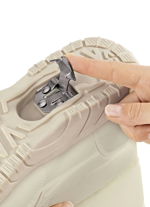 Stiefel & Stiefeletten - WALKMAXX ® Damen-Thermostiefel mit Eiskralle, in Größe 036 bis 042, in Farbe BEIGE Ansicht 2