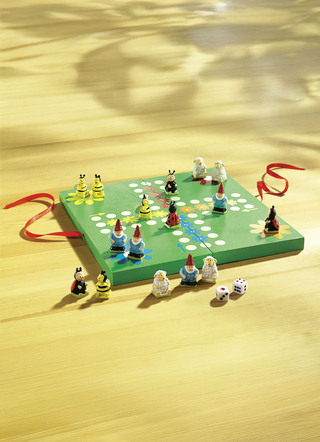 - Brettspiel aus Kiefernholz , in Farbe GRÜN