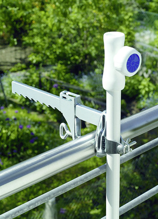 Sicht- & Sonnenschutz - Balkonklammer aus verzinktem Stahl, in Farbe SILBER