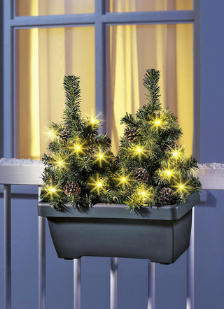 Balkonkasten mit LED-Bäumchen