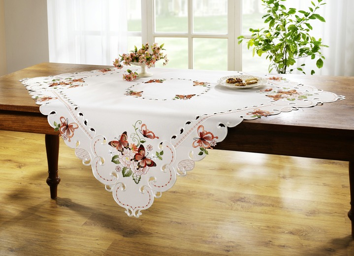 Heimtextilien - Elegant gestaltete Tisch- und Raumdekoration, in Größe 100 (Deckchen, 30x 45 cm) bis 404 (Kissenbezug, 40x 40 cm), in Farbe ROT Ansicht 3