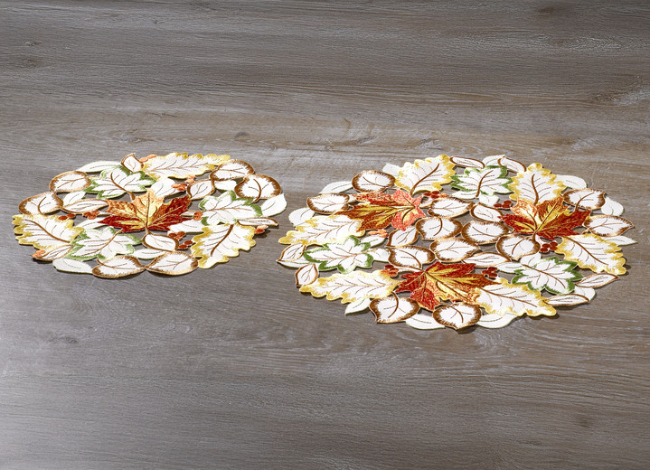 Heimtextilien - Tisch- und Raumdekoration mit herbstlichen Blättermotiven, in Größe 101 (Deckchen, 35x 50 cm) bis 404 (Kissenbezug, 40x 40 cm), in Farbe SEKT Ansicht 6