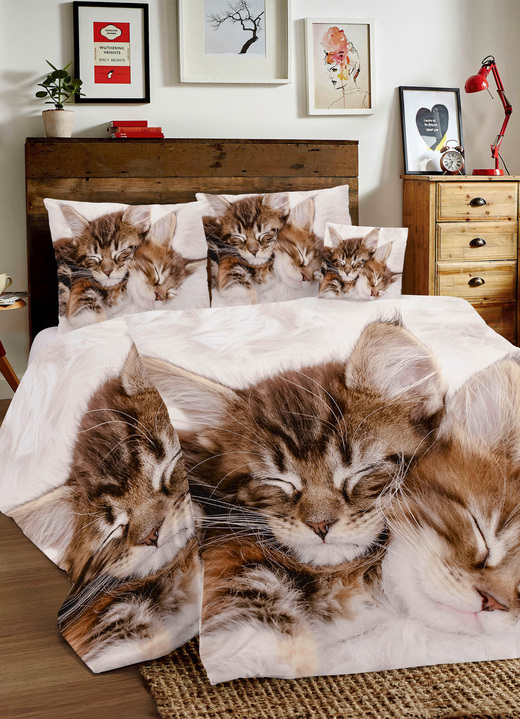 - Digitalbedruckte Bettwäsche-Garnitur, in Größe 112 (80x80 cm + 135x200 cm) bis 404 (2 Kissenbezüge, 40x40 cm), in Farbe BUNT Ansicht 2