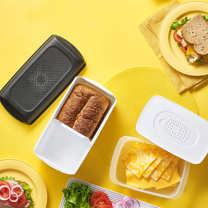 Backen - Tupperware BreadSmart Brotbehälter, in Farbe WEISS-SCHWARZ, in Ausführung BreadSmart Junior Ansicht 1