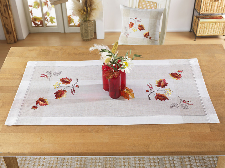 Heimtextilien - Bestickte Tisch- und Raumdekoration, in Größe 101 (Deckchen, 35x 50 cm) bis 404 (Kissenbezug, 40x 40 cm), in Farbe SEKT-BUNT Ansicht 2