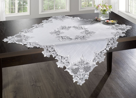 Elegante Tischdecken und Accessoires