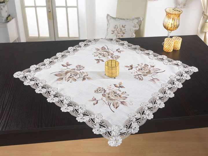 Heimtextilien - Tisch- und Raumdekoration mit Spitzenbordüre, in Größe 100 (Deckchen oval, 30x 45 cm) bis 404 (Kissenbezug, 40x 40 cm), in Farbe BEIGE Ansicht 2
