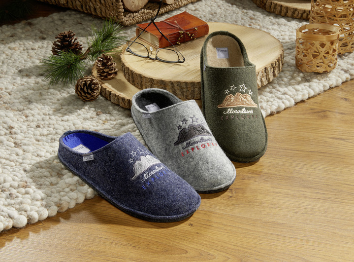 Hausschuhe - Bequemer Herren-Hausschuh, in Größe 039 bis 046, in Farbe BLAU Ansicht 2