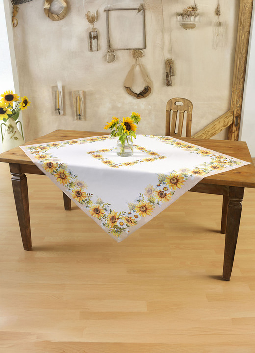 Heimtextilien - Tisch- und Raumdekoration mit Sonnenblumen-Motiv, in Größe 101 (Deckchen, 35x 50 cm) bis 404 (Kissenbezug, 40x 40 cm), in Farbe BUNT Ansicht 2