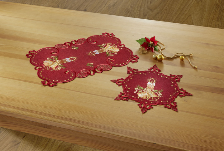 - Aufwendig bestickte Tisch- und Raumdekoration, in Größe 130 (2x Platzset, 30x 45 cm ) bis 404 (Kissenbezug, 40x40 cm), in Farbe ROT