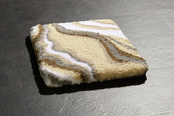 Badgarnituren - Badgarnitur in harmonischen Farbtönen, in Größe 100 (Vorleger halbrund, 50x 80 cm) bis 112 (WC-Deckelbezug, 47x 50 cm), in Farbe BEIGE Ansicht 2