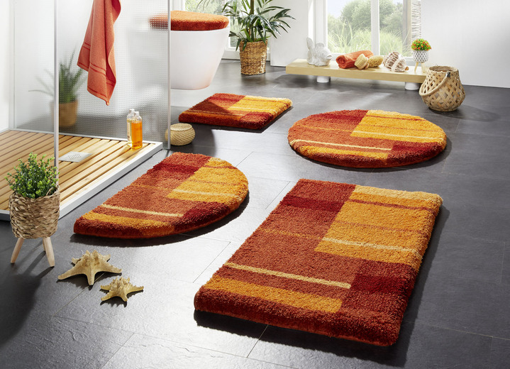 Badgarnituren - Badvorleger mit rutschhemmender Rückseite von Grund, in Größe 100 (Vorleger halbrund, 50/ 80 cm) bis 112 (WC-Deckelbezug, 47/ 50 cm), in Farbe BLAU Ansicht 4