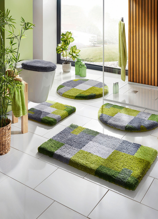 Badgarnituren - Badgarnitur in Supersoft-Qualität, in Größe 100 (Vorleger halbrund, 50x 80 cm) bis 112 (WC-Deckelbezug, 47x 50 cm), in Farbe GRAU-ROT Ansicht 5