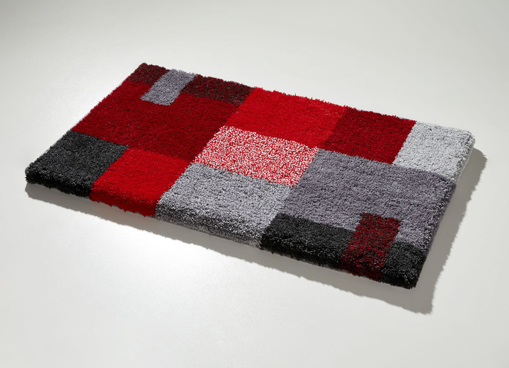 Badgarnituren - Badgarnitur in Supersoft-Qualität, in Größe 100 (Vorleger halbrund, 50x 80 cm) bis 112 (WC-Deckelbezug, 47x 50 cm), in Farbe GRAU-ROT Ansicht 2