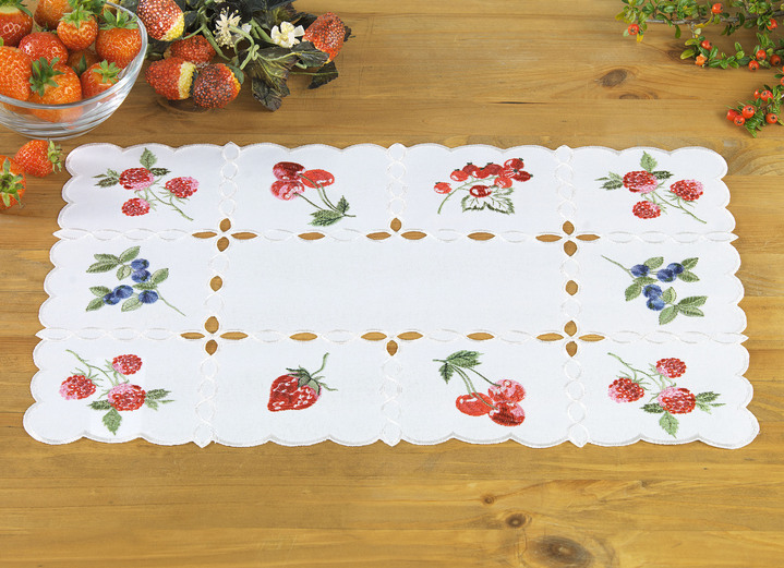 Heimtextilien - Fröhliche Tisch- und Raumdekoration, in Größe 100 (Deckchen, 30x 45 cm) bis 404 (Kissenbezug, 40x 40 cm), in Farbe MULTICOLOR Ansicht 1