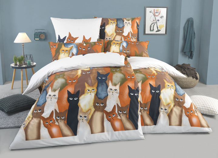 Wohnen - Beidseitig bedruckte Bettwäsche-Garnitur, in Größe 111 (40x80 cm + 135x200 cm) bis 115 (80x80 cm + 155x220 cm), in Farbe MULTICOLOR Ansicht 1