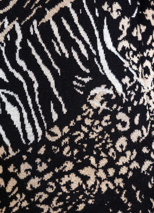 Strickjacken - Strickjacke in weichem Griff, in Größe 038 bis 054, in Farbe SCHWARZ-WOLLWEISS-CAMEL Ansicht 2
