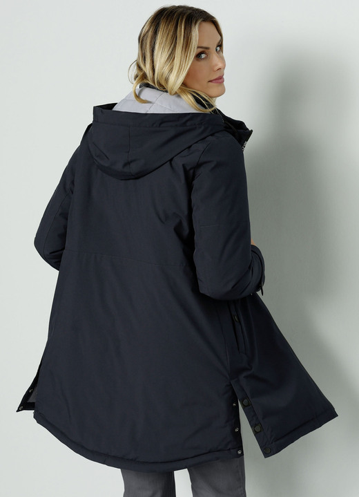Jacken & Mäntel - Funktionsjacke mit abnehmbarer Kapuze, in Größe 020 bis 046, in Farbe MARINE Ansicht 2