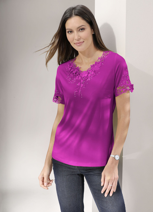 Shirts mit Strass - Shirt mit floraler Spitze in 5 Farben, in Größe 036 bis 052, in Farbe BLEU Ansicht 4