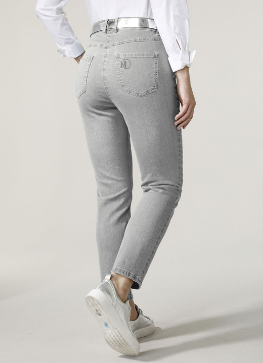 Hosen - Knöchellange Jeans in 5-Pocket-Form Ansicht 7 Hosen - Knöchellange Jeans in 5-Pocket-Form, in Größe 019 bis 052, in Farbe DUNKELBLAU Ansicht 7