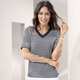 Kurzarm - Shirt mit Pailletten-Stickereien – Farbe MARINE-WOLLWEISS – Ansicht 2 Kurzarm - Shirt mit Pailletten-Stickereien, in Größe 036 bis 050, in Farbe MARINE-WOLLWEISS – Farbe MARINE-WOLLWEISS – Ansicht 2