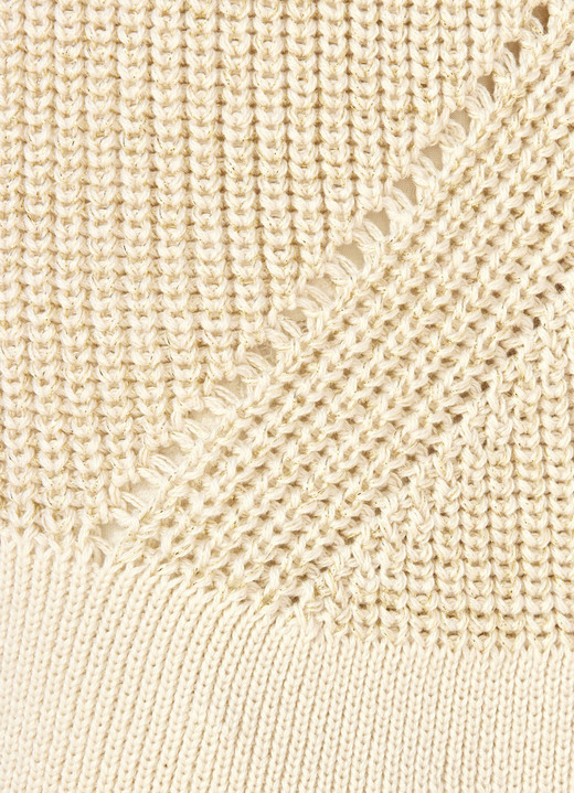 Strickjacken - Strickjacke mit edlem Glitzer, in Größe 036 bis 052, in Farbe BEIGE-GOLDFARBEN Ansicht 4