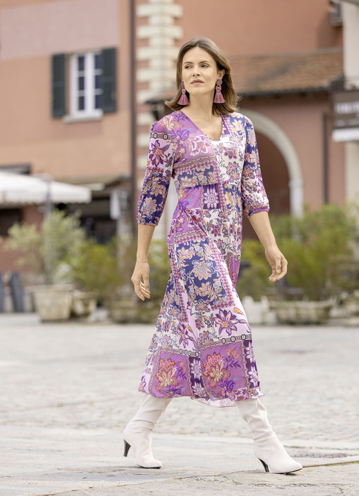 Kurzarm - Kleid mit tollem Dessin, in Größe 036 bis 048, in Farbe ROSÉ-AUBERGINE-MARINE-BUNT Ansicht 3