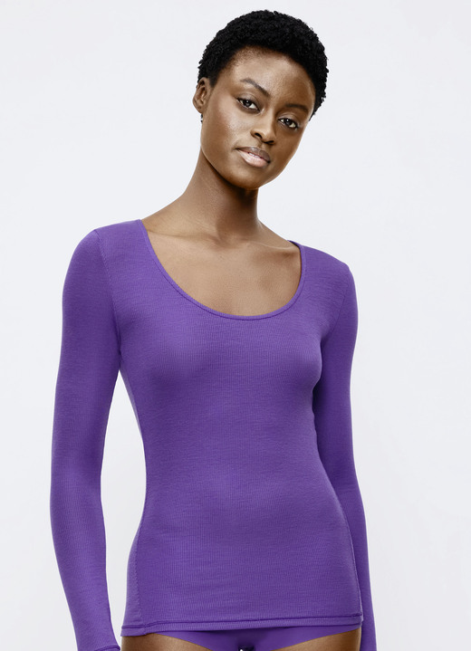 Unterhemden - Triumph Langarm-Shirt, in Größe L (44/46) bis XL (48/50), in Farbe VIOLA Ansicht 2