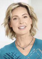 Rivoli Glasstein Halskette mit Lederband 