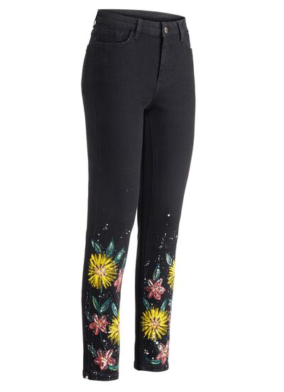 Jeans mit handbemalten, floralen Motiven 