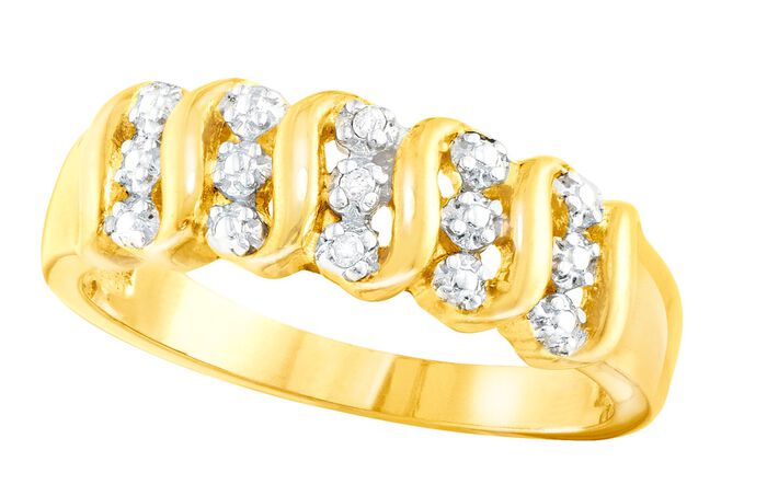 Toller Damenring mit 3 Diamanten 