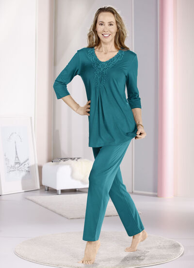 Laurina Schlafanzug mit großzügiger Motivspitze 