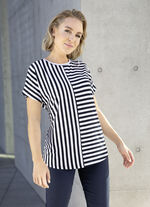 Pfiffiges Shirt mit Streifen-Dessin 