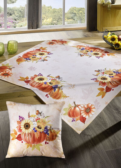 Tisch- und Raumdekoration mit herbstlichen Motiven 