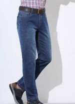 Jeans in 5-Pocket Form in 3 Farben 