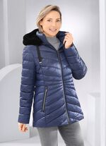 Jacke aus recycelten Fasern 