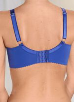 BH mit floraler Elastikspitze 