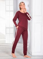 Hausanzug mit Zierstreifen 